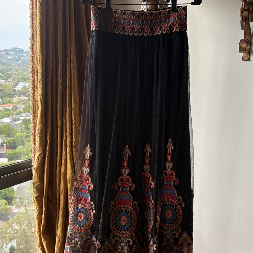 Alice and Olivia vintage maxi skirt with lining - Picture 4 of 7